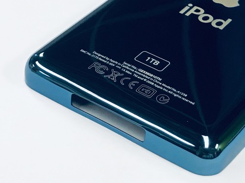 Blue ipod classic - blue,