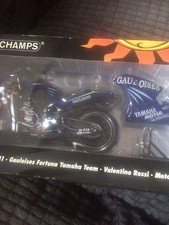 Codice 3 Valentino rossi 1/12 Gaulosis Yamaha M1 2004 Minichamps scheda completa senza scatola