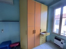 ARMADIO GIALLO E ARANCIONE, disponibile a Milano, ritiro a carico vostro