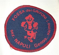 GENOA CALCIO - FOSSA DEI GRIFONI sez. NAPOLI  toppa anni 90 tifo ultras mai usat