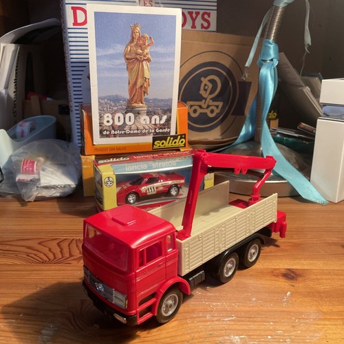 Norev camion mercedes - norev,