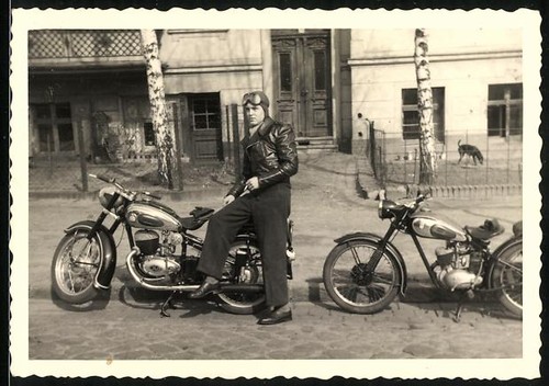 Fotografia moto hercules 250 - fotografia,