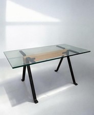 Tavolo nello stile di Driade