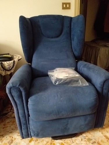 Poltrona alzapersona elettrica - poltrona,