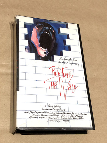 Videocassetta vhs the wall - vhs,