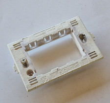 Bticino N4703 Telaio Supporto Light 3 moduli con viti