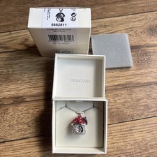 Swarovski Alice nel Paese