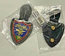 DISTINTIVO  FORESTALE SMALTATO E LIVELLATO SU PENDIF