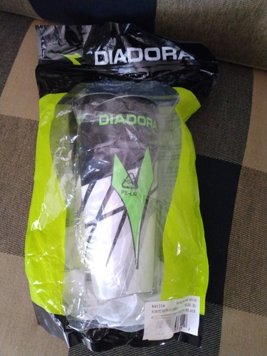 Nuovo parafanghi diadora - nuovo!,