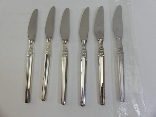 Six small knives - (refjoh35),