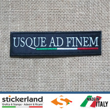 Toppa Patch ricamata personalizzata USQUE AD FINEM - Toppe da cucire 12 x 3 cm