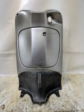 SCUDO POSTERIORE PER APRILIA SCARABEO 50 4T DEL 2003 (e52410)