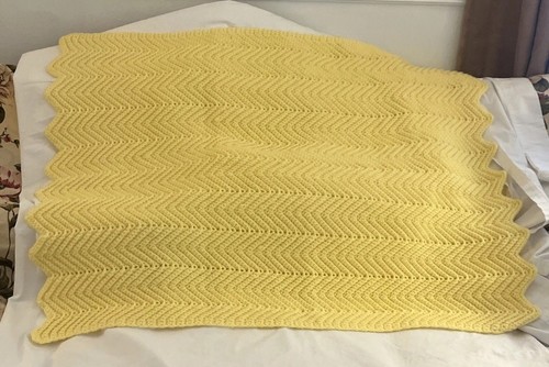 Coperta gialla fatta mano - coperta, a