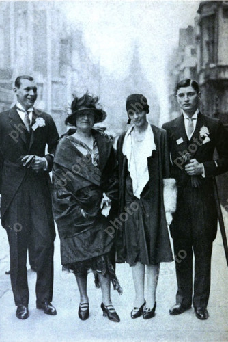 Amelia earhart photo - earhart,
