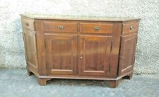 CREDENZA SCANTONATA in ciliegio. Credenza veneta.  