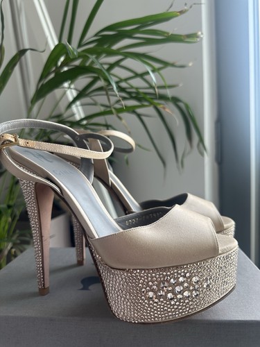 Scarpe con tacco alto - in, raso