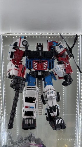 Transformers tfc toys - transformers,