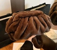 Borsetta Pochette In Pelliccia