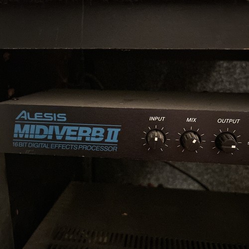 Alesis midiverb bit rack - midiverb,