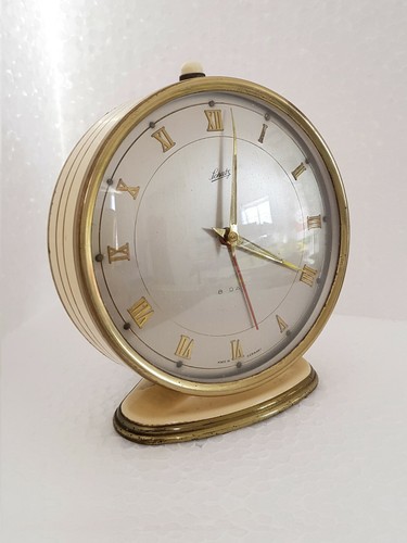 Vecchia sveglia orologio - vecchia, da