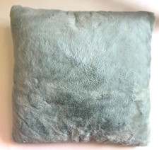 ZARA Home Cuscino in pelliccia