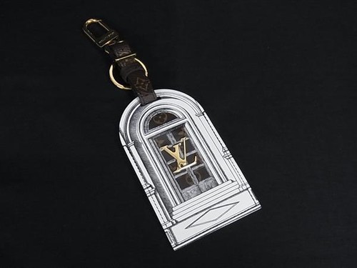 Louis vuitton mp3204 monogram - vuitton,