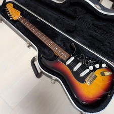 Custodia rigida Fender SRV
