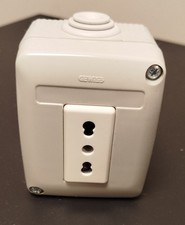 Scatola Gewiss +  Presa