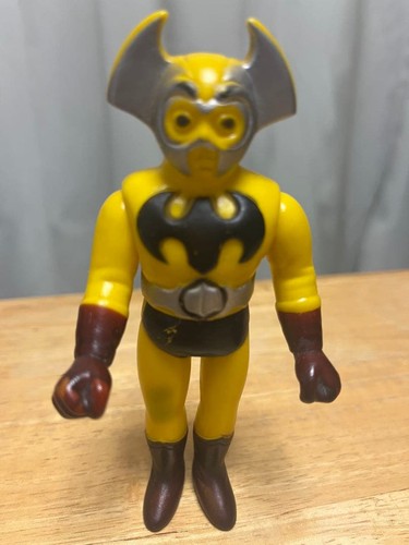 Big hawk sofubi bambola - big,