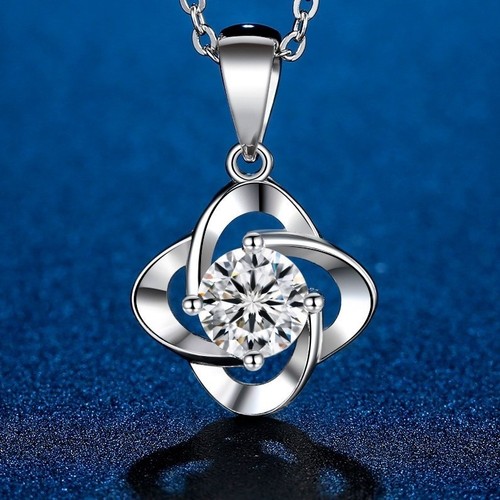 Collana con ciondolo clavicola