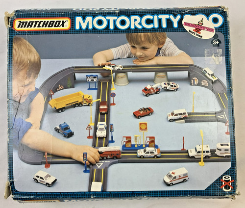 Matchbox motorcity 200 - motorcity, mc