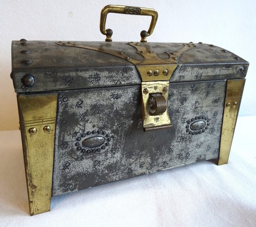 Antica scatola latta stile - di,
