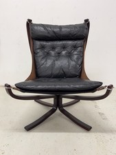 Sedia Falcon di Vatne Møbler