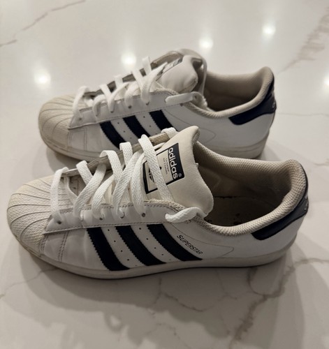Taglia adidas superstar - -,