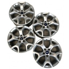 Cerchi in lega 8V41BB Ford Kuga 7,5Jx17 H2 ET52,5 5 fori