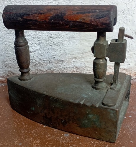 Antico ferro stiro in - antico,