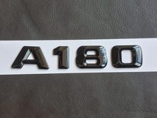 Emblema A180 Negro Brillo para