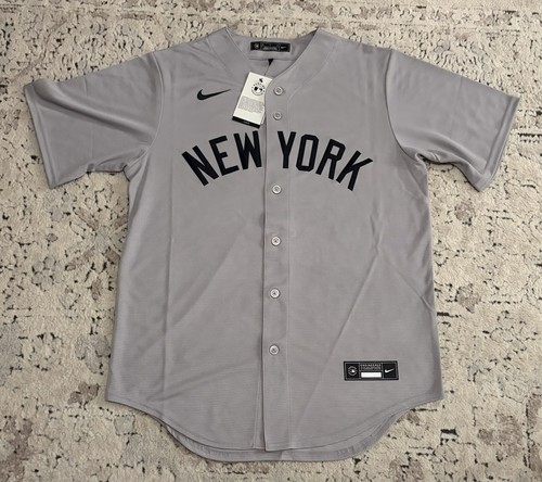 Nike authentic new - nike,