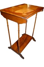 antico tavolino stile Luigi