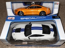 Pacchetto Maisto Ford Mustang