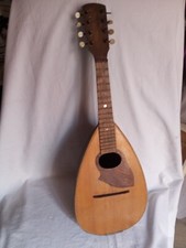 Mandolino antico di legno