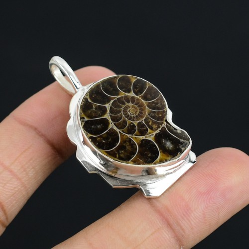 Gemma ammonite naturale fatta