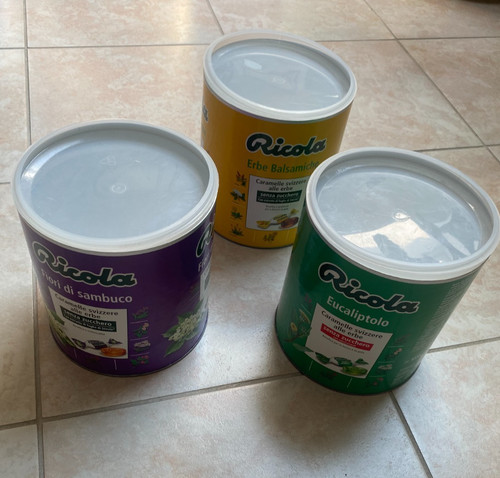 Ricola 3 scatole latta - -,