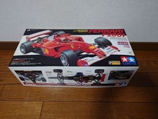 Kit auto radiocomandata Tamiya