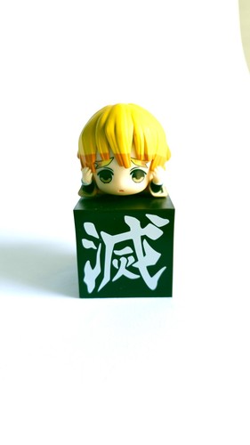 Demon slayer zenitsu agatsuma - slayer,