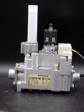 VALVOLA GAS V4600C1193 COMPATIBILE 39802280 EX 36802060 CALDAIA FERROLI 932