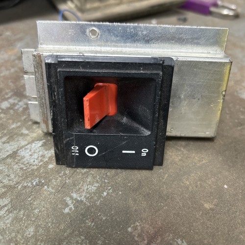 Interruttore alimentazione - di,