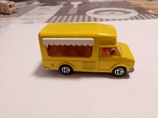 MAJORETTE N°224-259 FOURGON