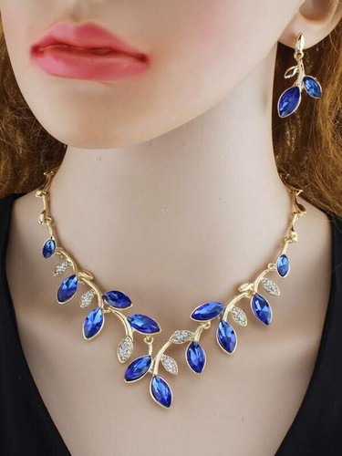 Set collana orecchini bijoux - e,