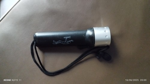 Torcia subacquea batterie - torcia, a